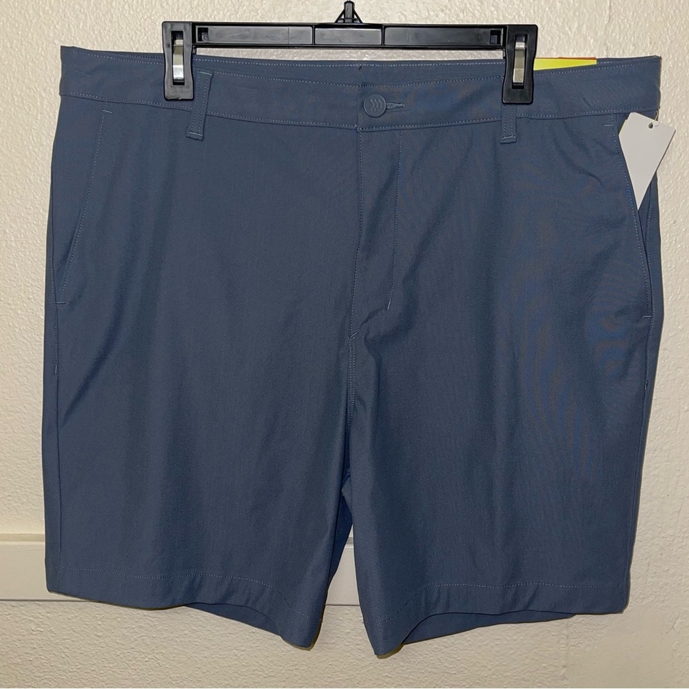 Men's Dark Gray Golf Shorts